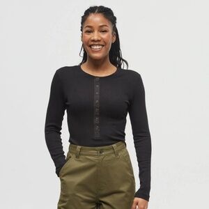 Rib Snap Placket Henley Women's Crewneck Shirt black small